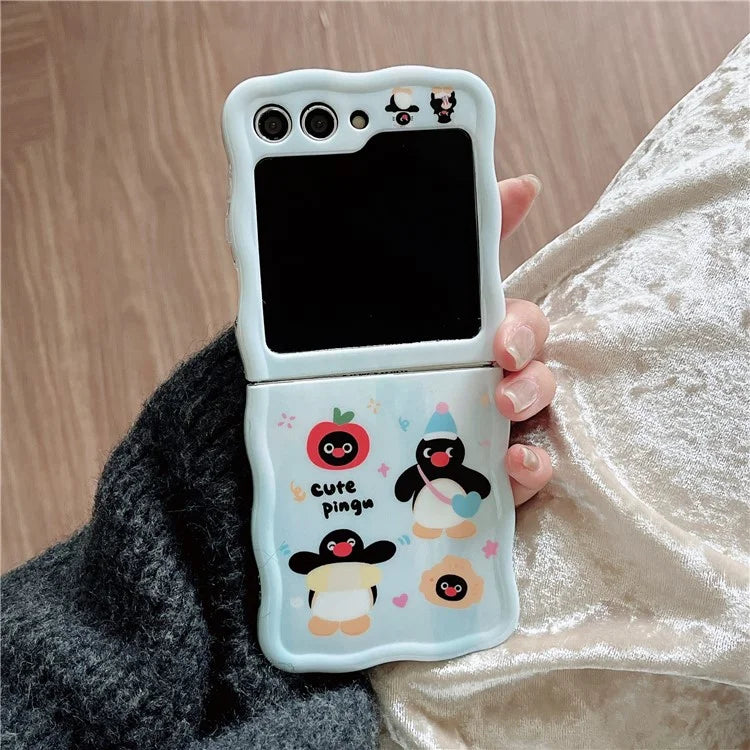 For Samsung Galaxy Z Flip4 5G PC Case Hand Strap Penguin Pattern IMD Phone Cases