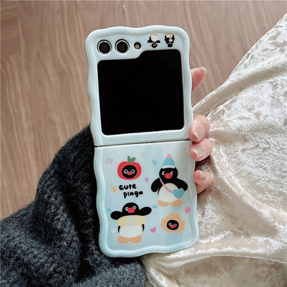 For Samsung Galaxy Z Flip4 5G PC Case Hand Strap Penguin Pattern IMD Phone Cases