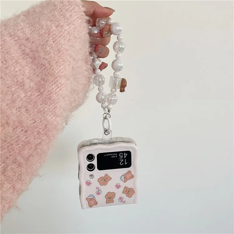 For Samsung Galaxy Z Flip4 5G Case with Beaded Wrist Strap Bear Flower Pattern Protective Cover
