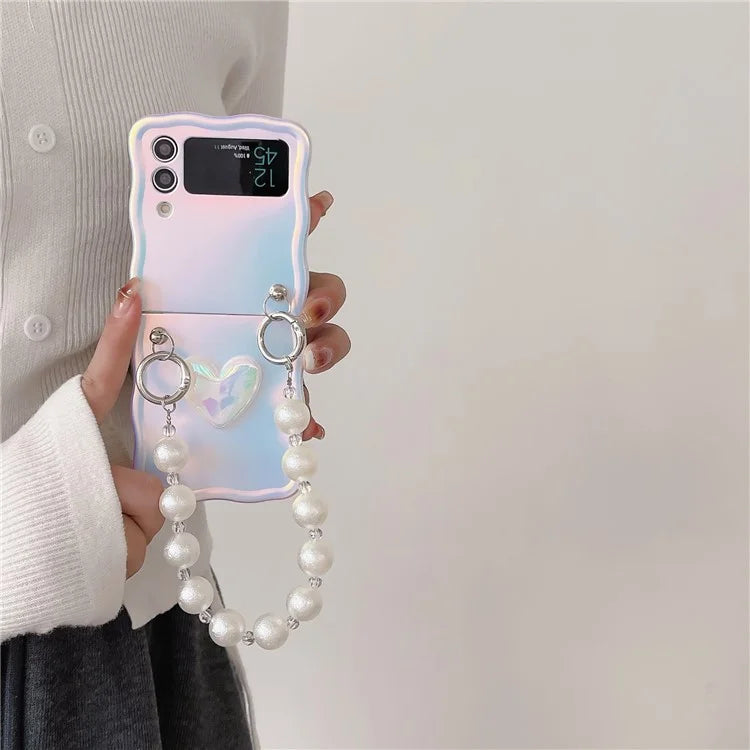 For Samsung Galaxy Z Flip4 5G Case Heart Pattern Laser TPU Phone Cover with Bracelet Chain
