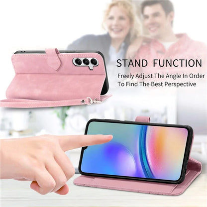 For Samsung Galaxy A05s 4G Phone Case Flower Imprinted Anti-Drop Leather Flip Cover