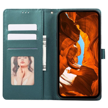 R20 for iPhone 13 6.1 inch Case PU Leather Splicing Rhombus Phone Cover with Wrist Strap