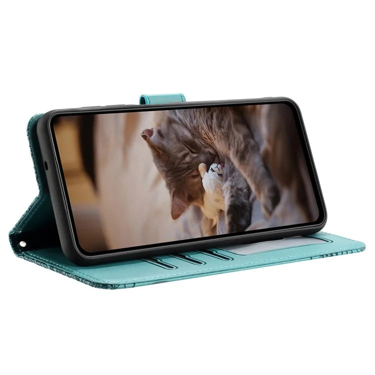 For Xiaomi Redmi Note 13 Pro 4G / Poco M6 Pro 4G Magnetic Phone Case Wall Cats Pattern Imprinted Leather Cover