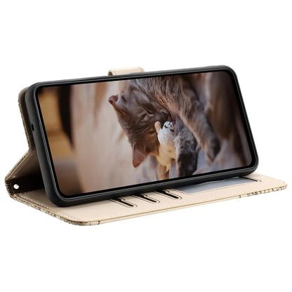 For Xiaomi Redmi Note 13 Pro 4G / Poco M6 Pro 4G Magnetic Phone Case Wall Cats Pattern Imprinted Leather Cover
