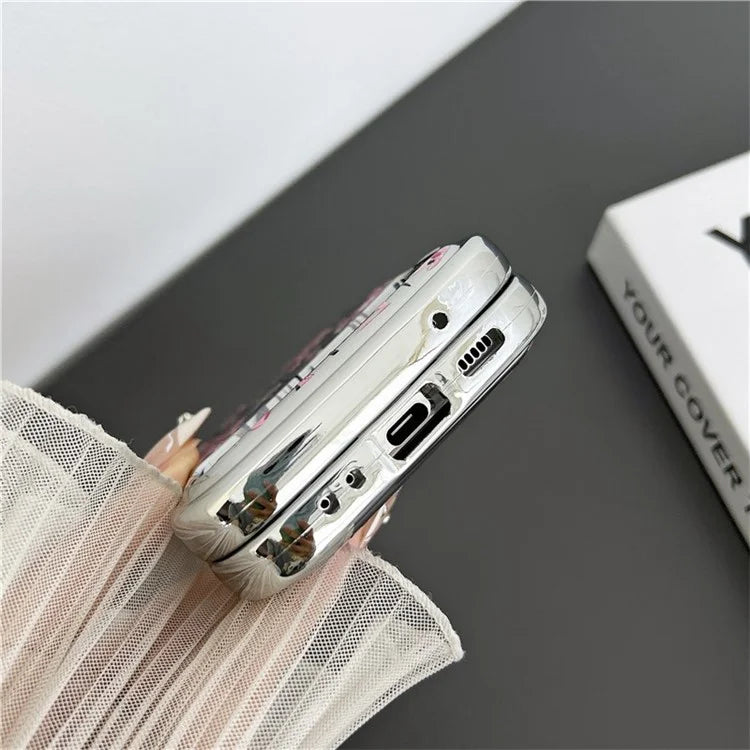 For Samsung Galaxy Z Flip5 5G TPU Case Flower Pattern Electroplated Wavy Edge Phone Back Cover with Beaded Wrist