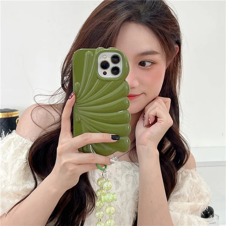 For iPhone 15 Pro TPU Case Seashell Shape Glossy Phone Cover with Chain Hand Strap