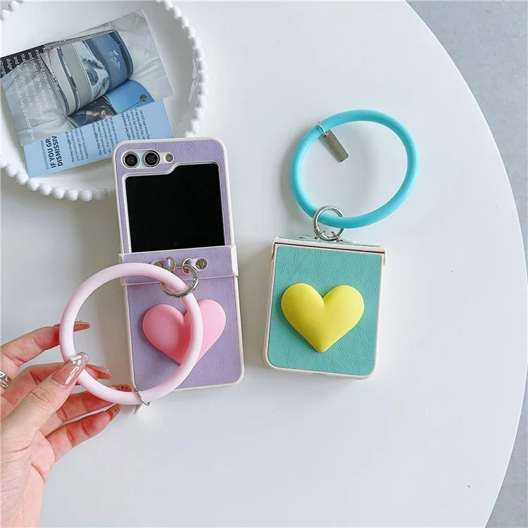 For Samsung Galaxy Z Flip5 5G Cover PU Leather+PC Phone Protective Case with Round Wristband Crazy Horse Texture