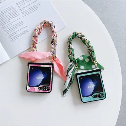 For Samsung Galaxy Z Flip5 5G Cell Phone Cases Lacquered Pattern PU Leather+PC Cover with Silk Scarf Chain