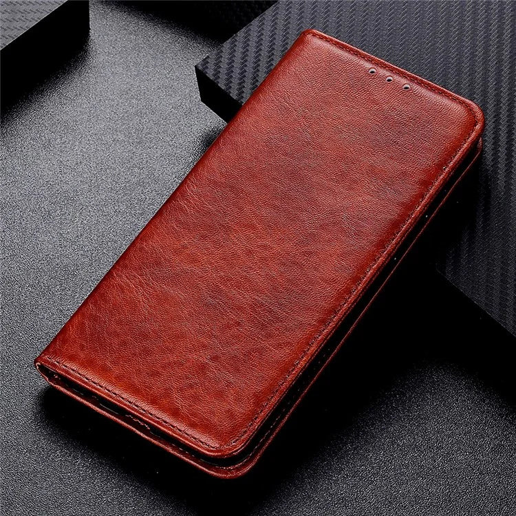 For iPhone 16 Pro Max Case Crazy Horse Texture Leather Magnetic Closure Phone Cover