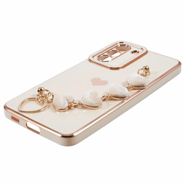 For Samsung Galaxy S21 FE 5G TPU Case Heart Pattern Electroplating Phone Cover with Strap