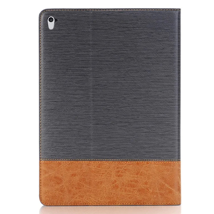 For iPad 9.7-inch (2018) / (2017) Case with Auto Wake / Sleep Leather Cross Texture Tablet Cover