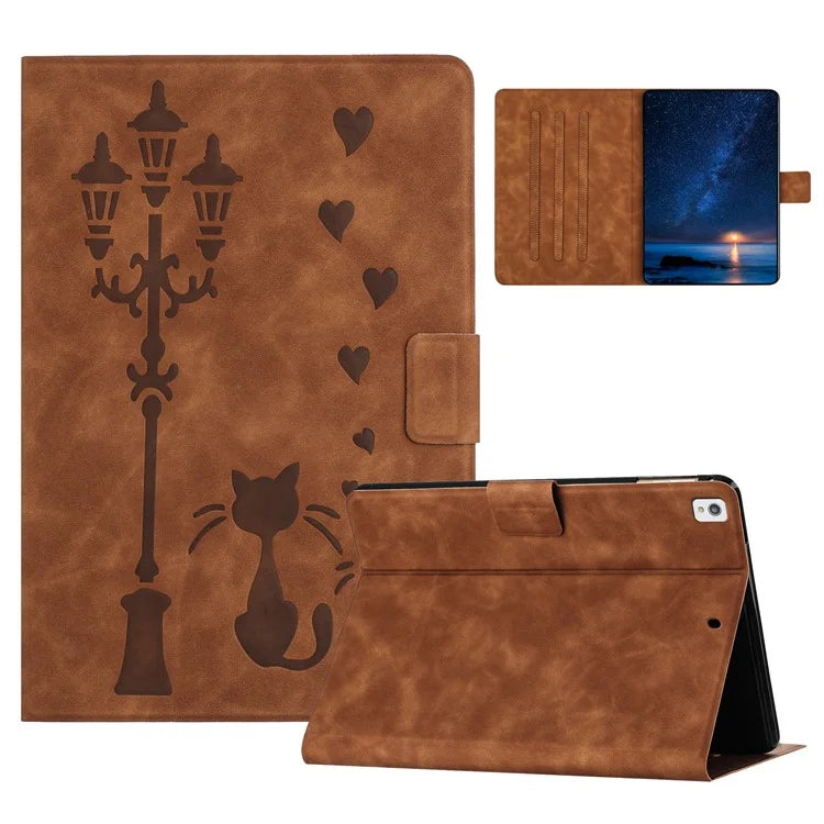 For iPad 10.2 (2020) / (2019) / iPad Air 10.5 inch (2019) / iPad Pro 10.5-inch (2017) Case Couple Cat Imprinted Microfiber Leather Tablet Cover