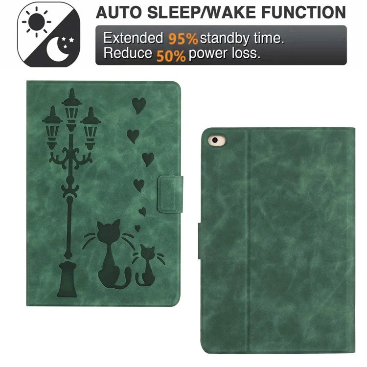 For iPad 9.7-inch (2018) / (2017) / iPad Air 2 / Air (2013) Case Couple Cat Imprinted Microfiber Leather Smart Tablet Cover
