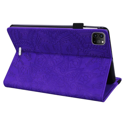 For iPad Pro 11 (2024) Case Flower Pattern Leather Tablet Cover Auto Wake / Sleep