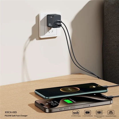 XUNDD XDCH-065 20W Fast Charging Block Type-C+USB-A GaN Power Adapter