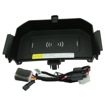 WINAUTO For New 5 Series GT Style G30 / G31 / G38 2017-2020 Car Wireless Charging Pad Auto Sensing