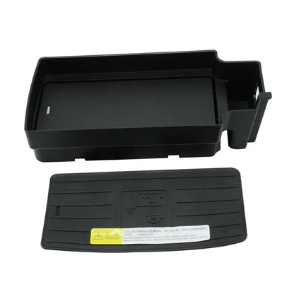 WINAUTO For 2013-2018 Q3 15W Max Car Interior Automatic Sensing Wireless Charger