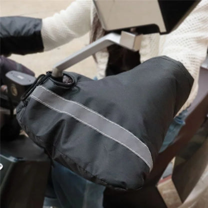 KG0245 1 Pair Motorcycle Handle Warm Cover 210D Oxford Cloth Waterproof Snow-proof Gloves with Reflective Strip