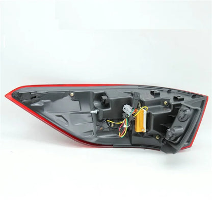 WINAUTO 2Pcs LED Taillight Car Tail Lamp for Toyota Frontlander / Corolla Cross 2022 Turn Signal Light