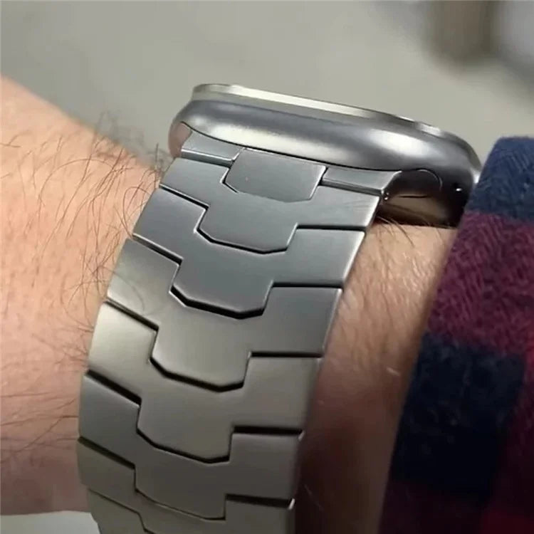 For Apple Watch Ultra 2 Ultra 49mm / Series 9 8 7 45mm / 6 5 4 SE (2022) SE (2023) SE 44mm / 3 2 1 42mm Titanium Alloy 26mm Band
