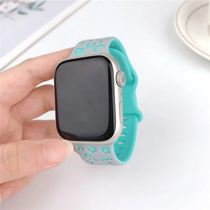 For Apple Watch Ultra 2 Ultra 49mm  /  Series 9 8 7 45mm  /  6 5 4 SE (2022) SE (2023) SE 44mm  /  3 2 1 42mm Leopard Silicone Strap