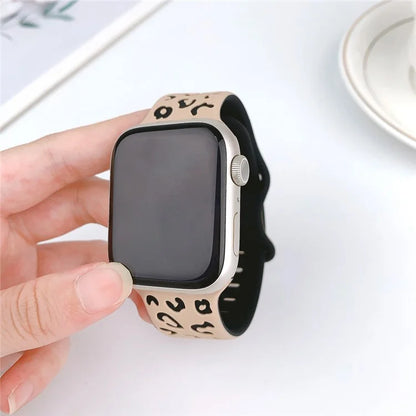 For Apple Watch Ultra 2 Ultra 49mm  /  Series 9 8 7 45mm  /  6 5 4 SE (2022) SE (2023) SE 44mm  /  3 2 1 42mm Leopard Silicone Strap