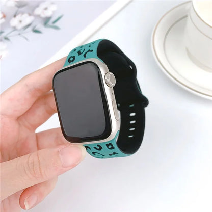 For Apple Watch Series 9 8 7 41mm  /  6 5 4 SE (2023) SE (2022) SE 40mm  /  3 2 1 38mm Leopard Silicone Strap