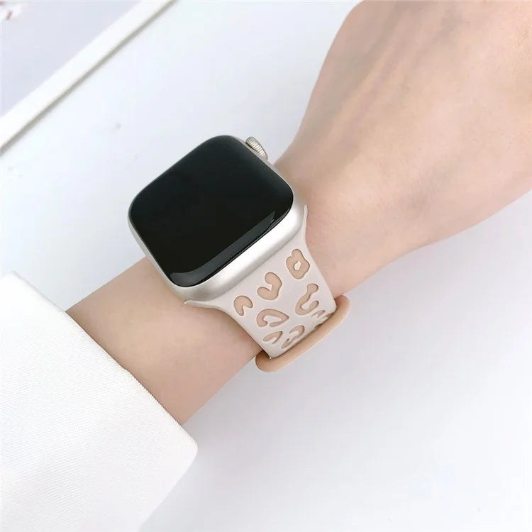 For Apple Watch Series 9 8 7 41mm  /  6 5 4 SE (2023) SE (2022) SE 40mm  /  3 2 1 38mm Leopard Silicone Strap