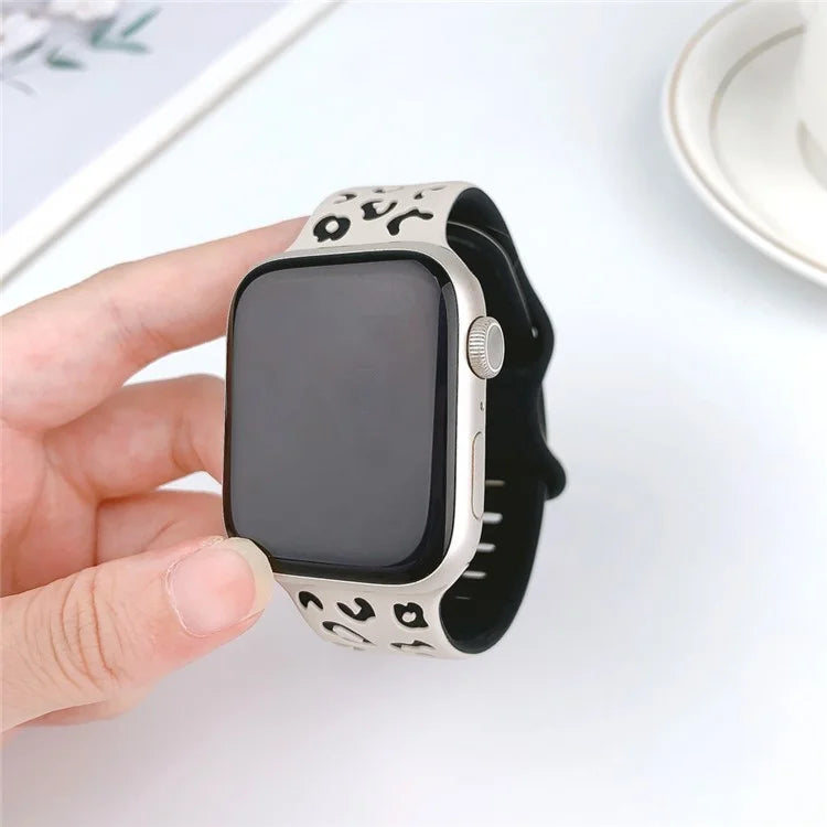For Apple Watch Series 9 8 7 41mm  /  6 5 4 SE (2023) SE (2022) SE 40mm  /  3 2 1 38mm Leopard Silicone Strap