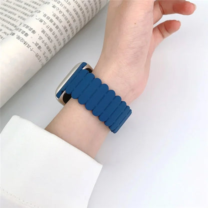 For Apple Watch Series 7 8 9 41mm  /  6 5 4 SE (2023) SE (2022) SE 40mm  /  3 2 1 38mm Bamboo Joint Silicone Strap
