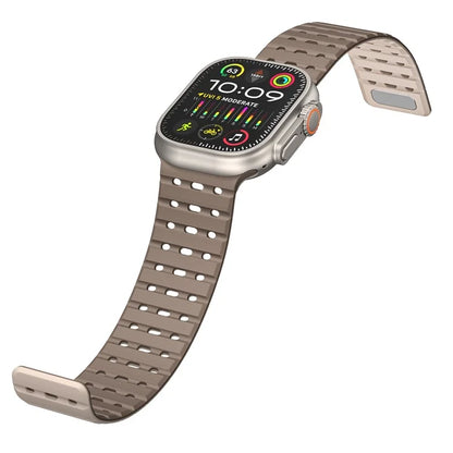 For Apple Watch Ultra 2 Ultra 49mm  /  Series 9 8 7 45mm  /  6 5 4 SE (2022) SE (2023) SE 44mm  /  3 2 1 42mm Breathable Silicone Strap