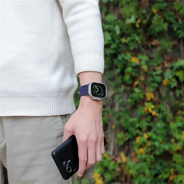 For Apple Watch Ultra 2 Ultra 49mm  /  Series 9 8 7 45mm  /  6 5 4 SE (2022) SE (2023) SE 44mm  /  3 2 1 42mm Breathable Silicone Strap