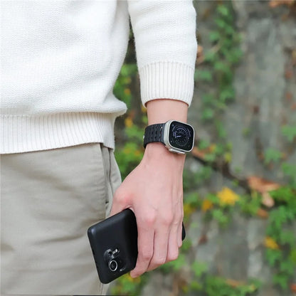 For Apple Watch Ultra 2 Ultra 49mm / Series 9 8 7 45mm / 6 5 4 SE (2023) SE (2022) SE 44mm / 3 2 1 42mm Magnetic Silicone Watch Band