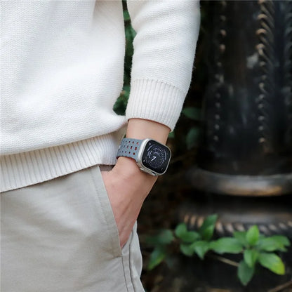 For Apple Watch Ultra 2 Ultra 49mm / Series 9 8 7 45mm / 6 5 4 SE (2023) SE (2022) SE 44mm / 3 2 1 42mm Magnetic Silicone Watch Band