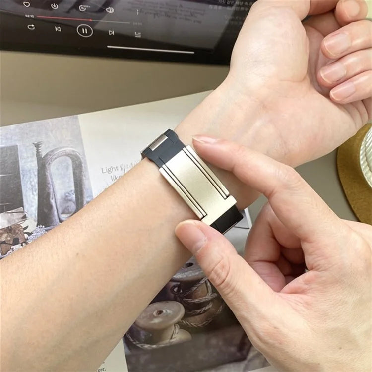 For Apple Watch Series 9 8 7 41mm / 6 5 4 SE (2023) SE (2022) SE 40mm / 3 2 1 38mm Stainless Steel+Rubber Strap