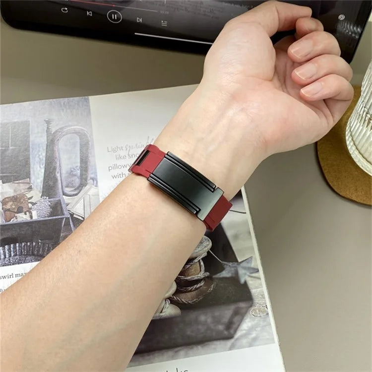 For Apple Watch Ultra 2 Ultra 49mm / 9 8 7 45mm / 6 5 4 SE (2022) SE (2023) SE 44mm / 3 2 1 42mm Stainless Steel+Rubber Strap