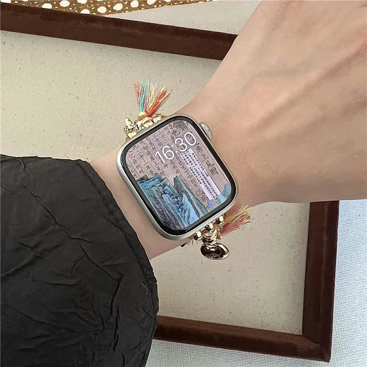 For Apple Watch Series 9 8 7 41mm / 6 5 4 SE (2023) SE (2022) SE 40mm / 3 2 1 38mm Woven Rope Watch Band with Peace Lock Pendant