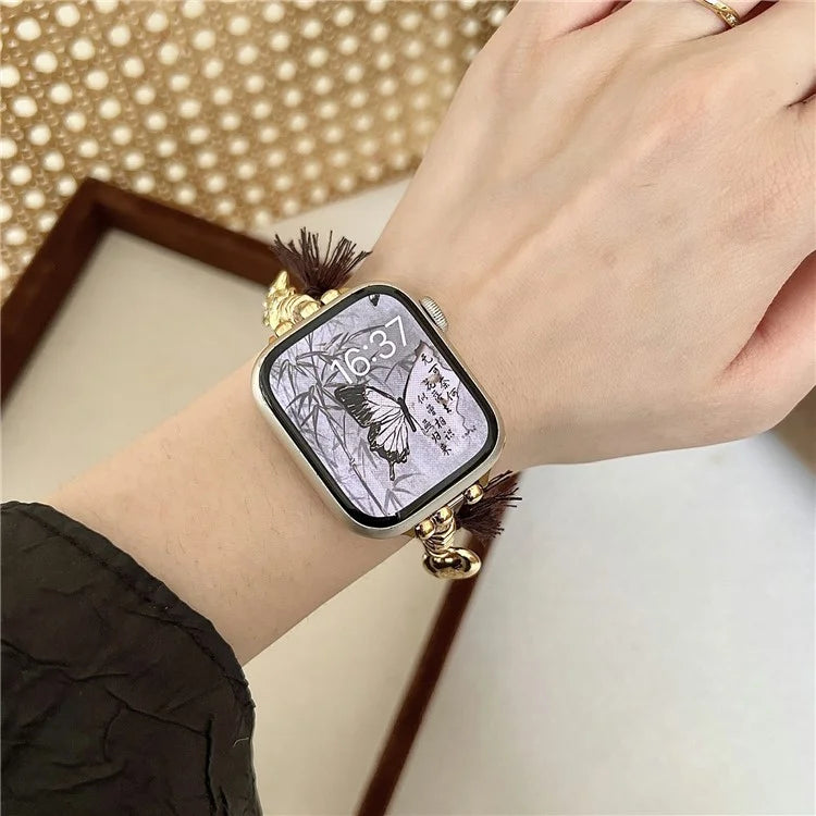 For Apple Watch Series 9 8 7 41mm / 6 5 4 SE (2023) SE (2022) SE 40mm / 3 2 1 38mm Woven Rope Watch Band with Peace Lock Pendant