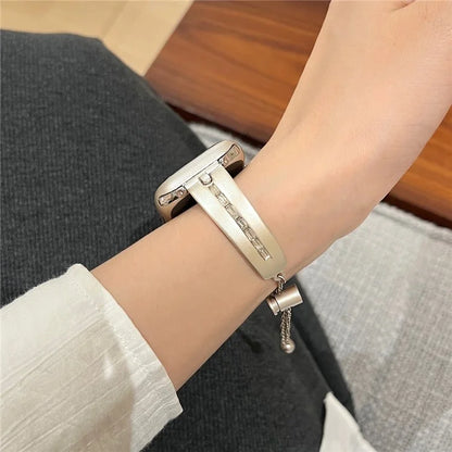 For Apple Watch Series 9 8 7 41mm / 6 5 4 SE (2023) SE (2022) SE 40mm / 3 2 1 38mm Wristband Alloy Bangle Bracelet