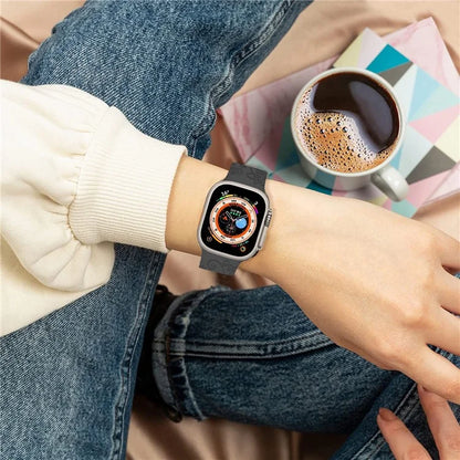 For Apple Watch Ultra 2 Ultra 49mm / 9 8 7 45mm / 6 5 4 SE (2022) SE (2023) SE 44mm / 3 2 1 42mm Pattern Imprinted Silicone Strap