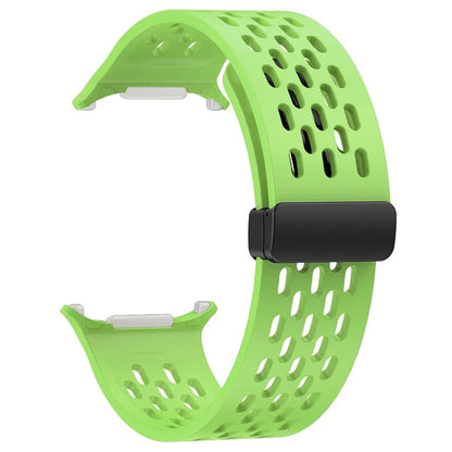 For Samsung Galaxy Watch Ultra 47mm Silicone Watch Band Magnetic Folding Buckle Wrist Strap