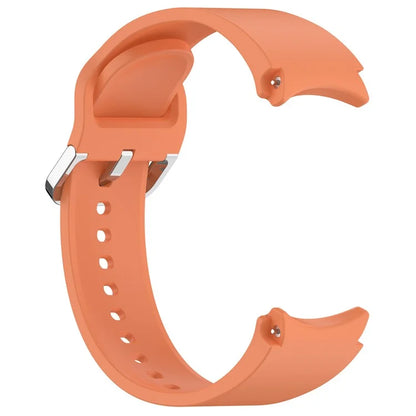For Samsung Galaxy Watch4 / 5 / 6 / 7 40mm / Watch 5 Pro 45mm / Watch FE 40mm Wrist Band Silver Buckle Silicone Watch Strap