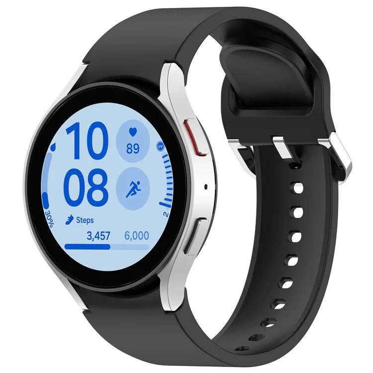 For Samsung Galaxy Watch4 / 5 / 6 / 7 40mm / Watch 5 Pro 45mm / Watch FE 40mm Wrist Band Silver Buckle Silicone Watch Strap