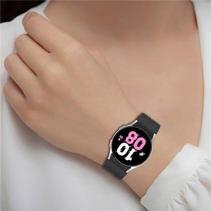 For Samsung Galaxy Watch7 40mm Magnetic Folding Silver Buckle Watch Band Silicone Strap