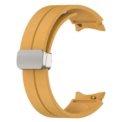 For Samsung Galaxy Watch7 40mm Magnetic Folding Silver Buckle Watch Band Silicone Strap