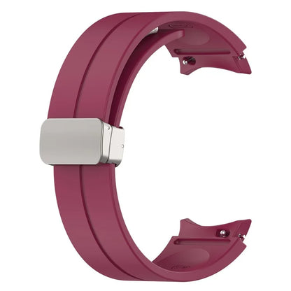 For Samsung Galaxy Watch7 40mm Magnetic Folding Silver Buckle Watch Band Silicone Strap