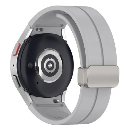 For Samsung Galaxy Watch7 40mm Magnetic Folding Silver Buckle Watch Band Silicone Strap