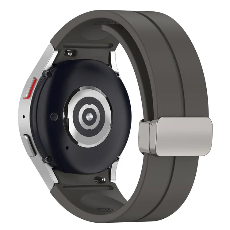 For Samsung Galaxy Watch7 40mm Magnetic Folding Silver Buckle Watch Band Silicone Strap