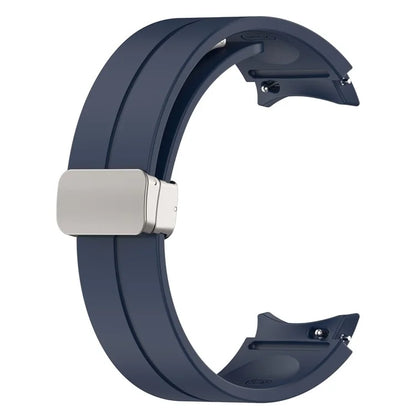 For Samsung Galaxy Watch7 40mm Magnetic Folding Silver Buckle Watch Band Silicone Strap