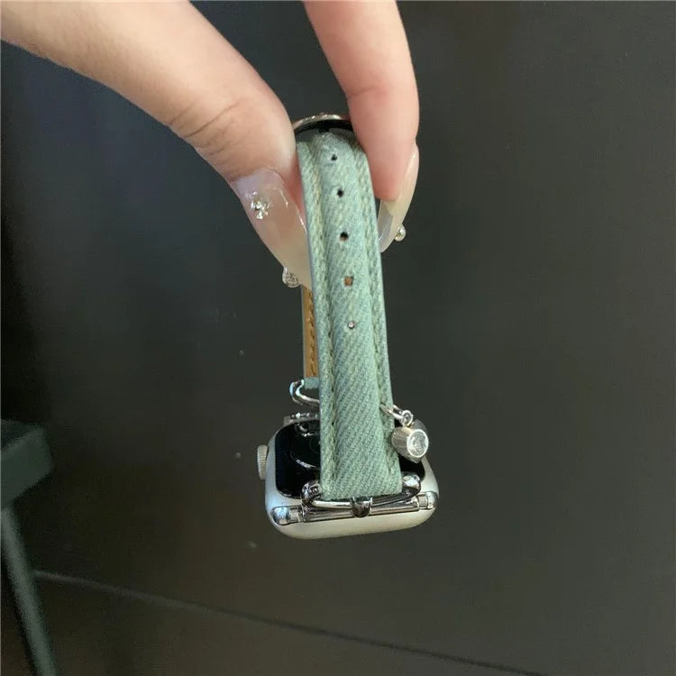 For Apple Watch Series 10 42mm / 9 8 7 41mm / SE (2023) SE (2022) SE 6 5 4 40mm / 3 2 1 38mm Denim Cloth Band Heart Pendant Strap